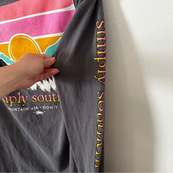 SIMPLY SOUTHERN | Women’s Long Sleeve Graphic T Shirt size Small - Picture 4 of 8